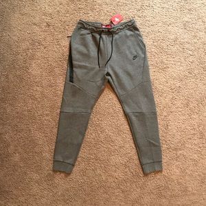 Nike Sportswear Tech Fleece